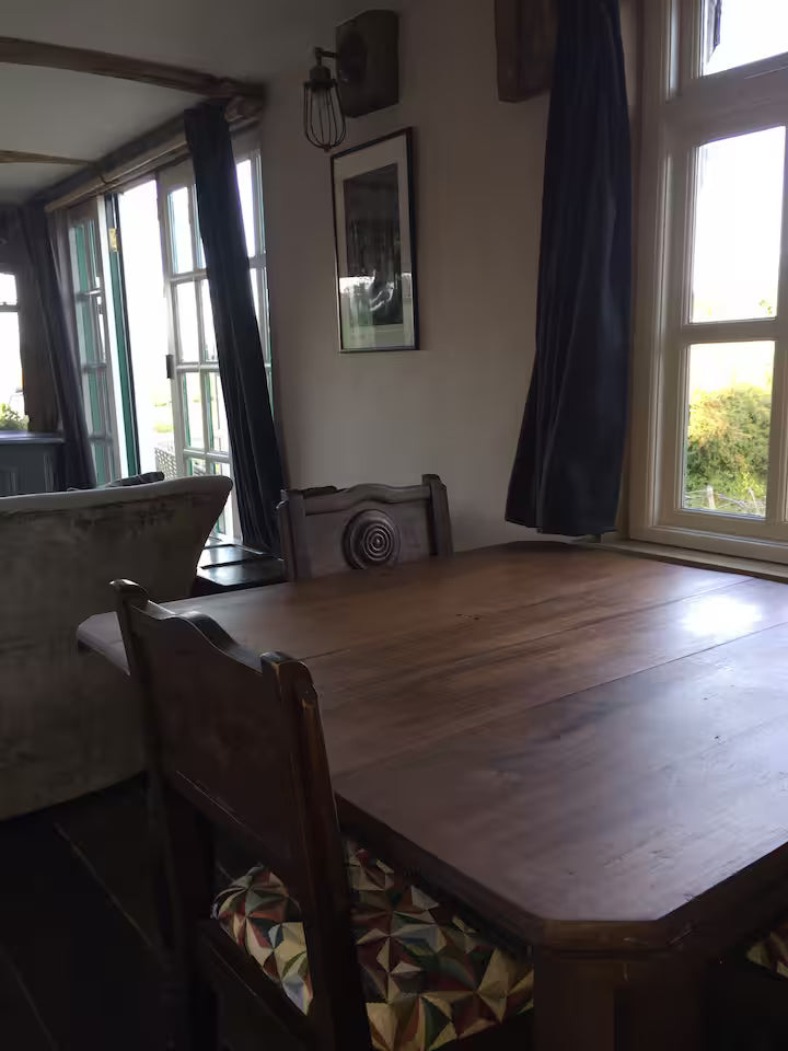 Log Cabin - Glastonbury