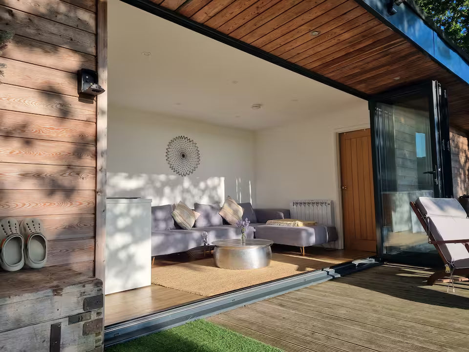 Secluded Cabin - Bransgore - New Forest