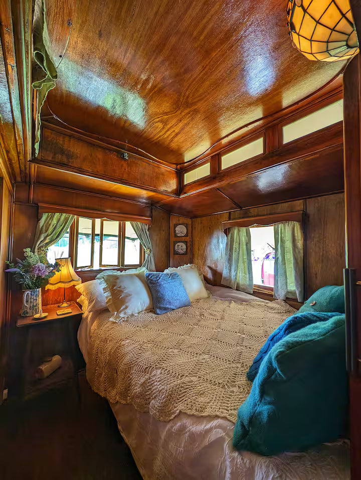 Romantic Wagon & Farm Stay - Kent