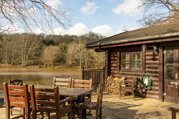 Lake Cabin - East Sussex