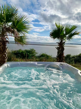 Beach House - Saint Osyth