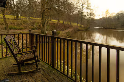 Lake Cabin - East Sussex