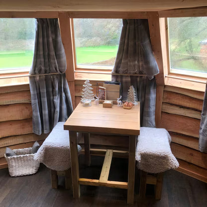 Stargazing Cabin - Monmouth