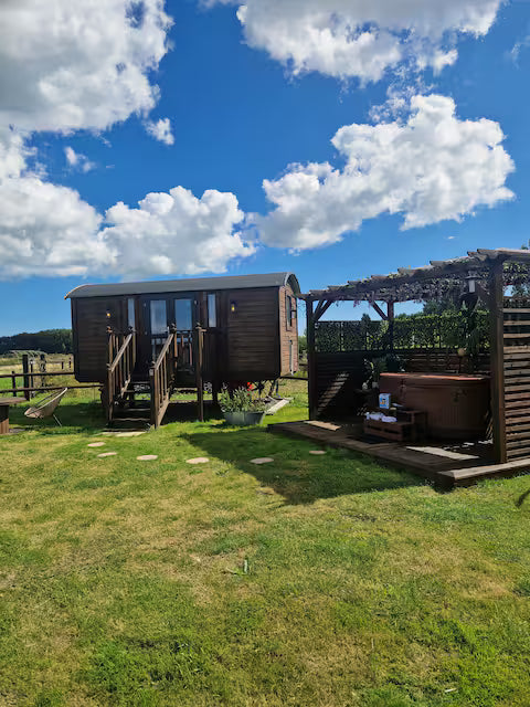 Romantic Hut & Hot Tub - Kent