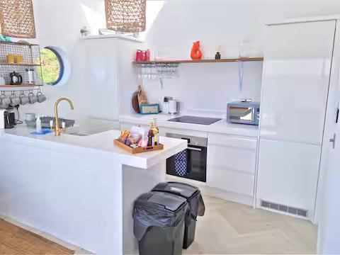 2 Bed Cliff Retreat - Cornwall