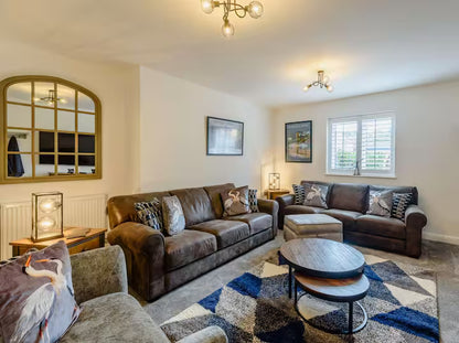 8 Guest 4 Bedroom Cottage - Bradwell