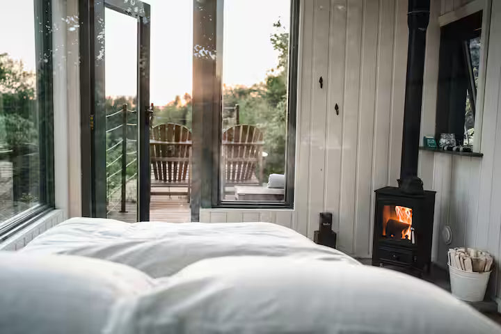 Secluded Forest Cabin - Birchover