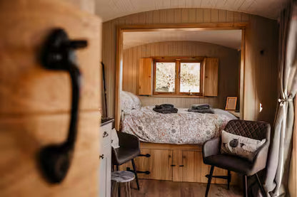 Shepherd Hut - Llanbedr