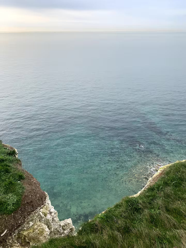 Secluded Barn - Cliffs Of Dover