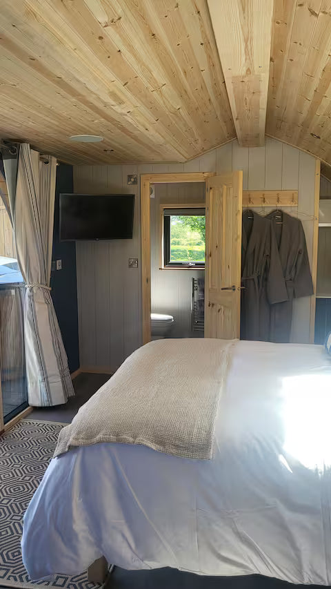 Relaxing Hut & Hot Tub - East Sussex