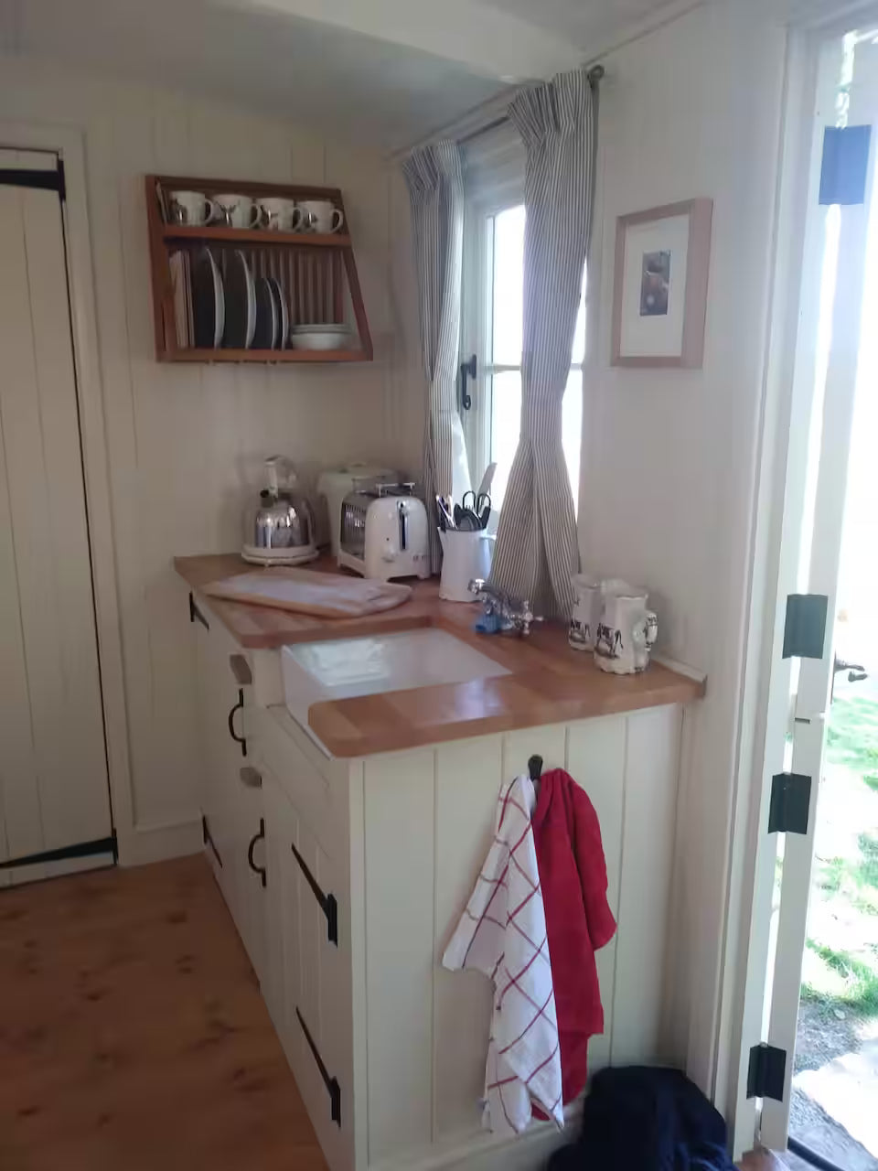 Shepherd Hut - Derbyshire
