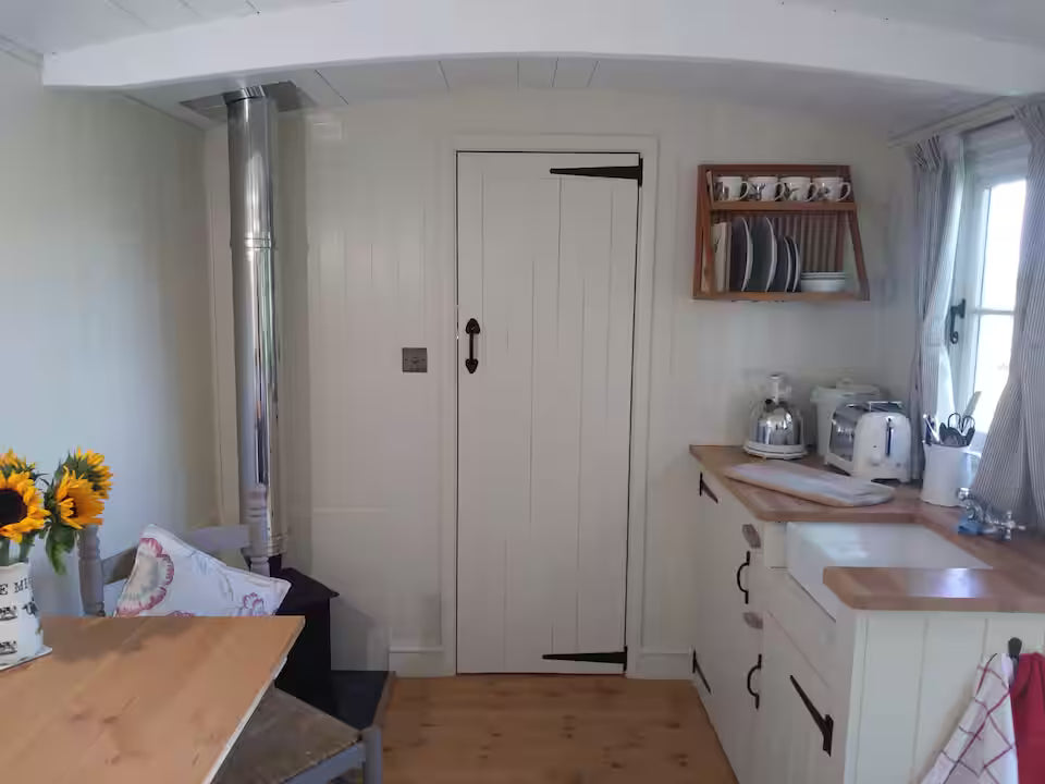Shepherd Hut - Derbyshire