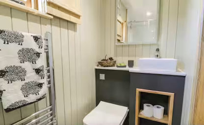 Shepherd Hut - Llanbedr