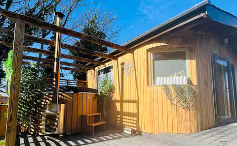Private Cabin - East Sussex