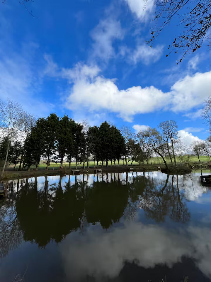 Fishing Lake Cabin - Warwickshire