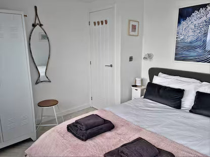 2 Bed Cliff Retreat - Cornwall