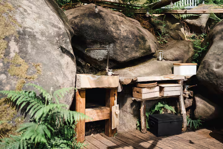 Secluded Forest Cabin - Birchover