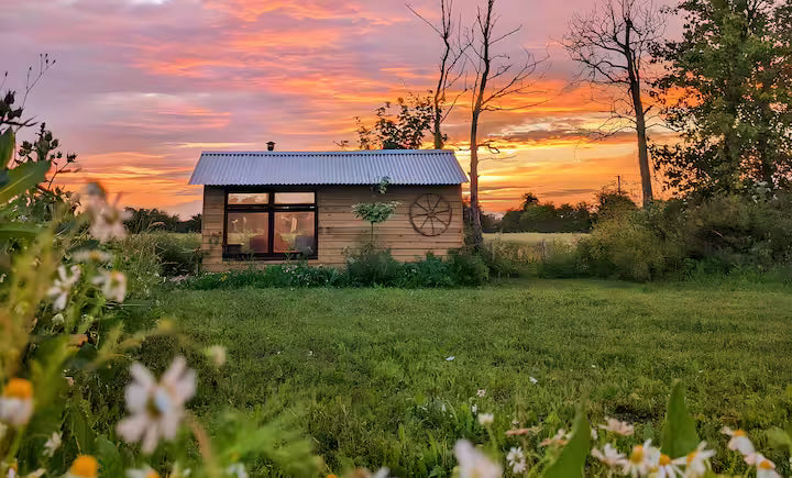 Romantic Wagon & Farm Stay - Kent
