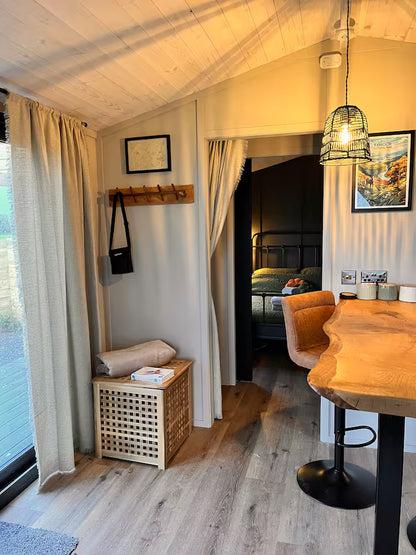 Hillside Cabin - North Molton