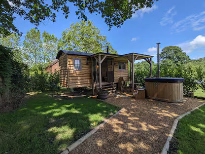 Hut In The New Forest - Hampshire
