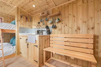 Private Hut & Sauna - Herefordshire