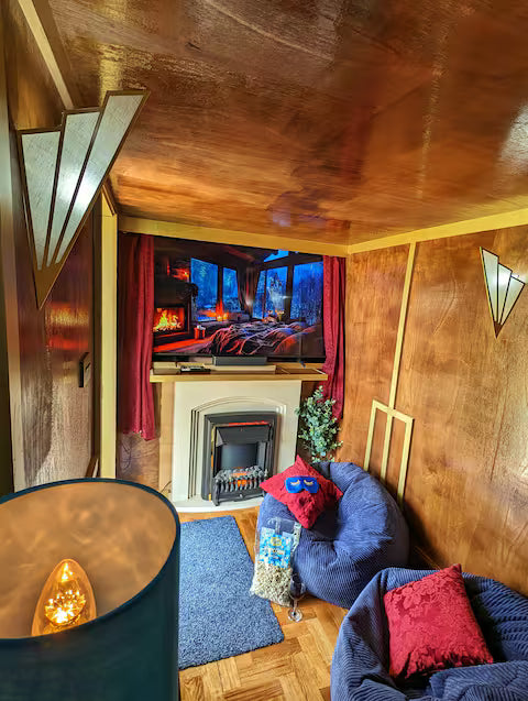 Romantic Wagon & Farm Stay - Kent