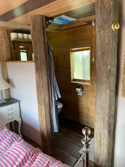 Log Cabin - Glastonbury