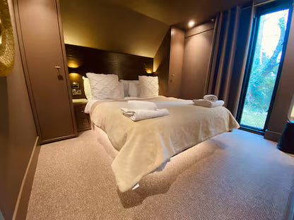Romantic A Frame Home - Somerset