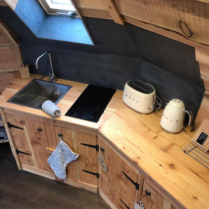 Stargazing Cabin - Monmouth