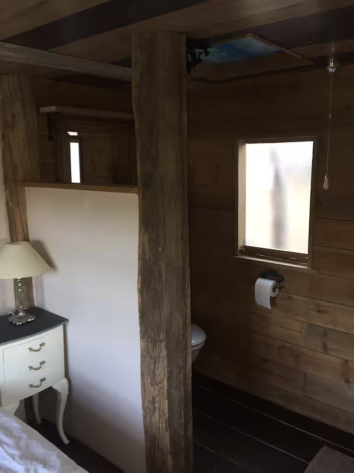 Log Cabin - Glastonbury
