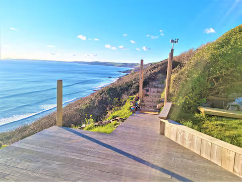 2 Bed Cliff Retreat - Cornwall