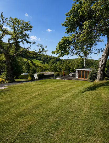 Luxury Forest Hideaway - Gloucestershire