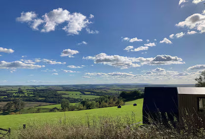 Hillside Cabin - North Molton