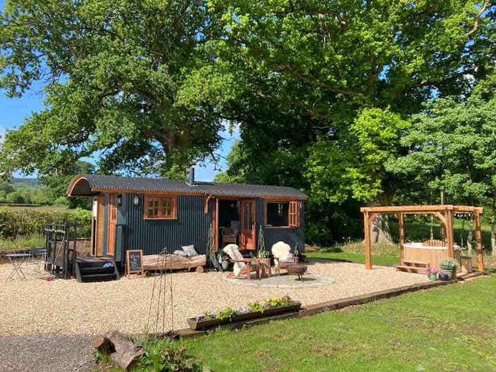 Shepherd Hut - Dorset