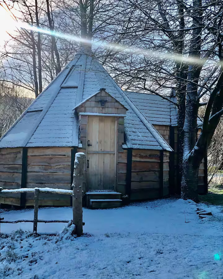 Stargazing Cabin - Monmouth