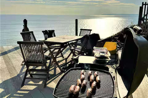2 Bed Cliff Retreat - Cornwall