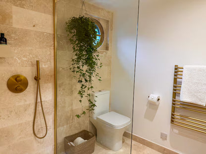 Luxury Roundhouse & Hot Tub - North Curry