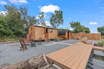 Private Hut & Sauna - Herefordshire
