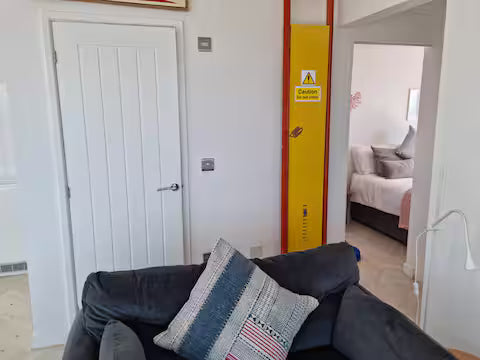 2 Bed Cliff Retreat - Cornwall