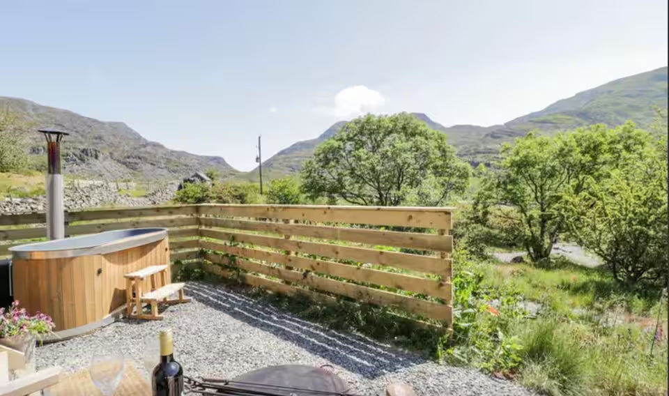 Shepherd Hut - Llanbedr