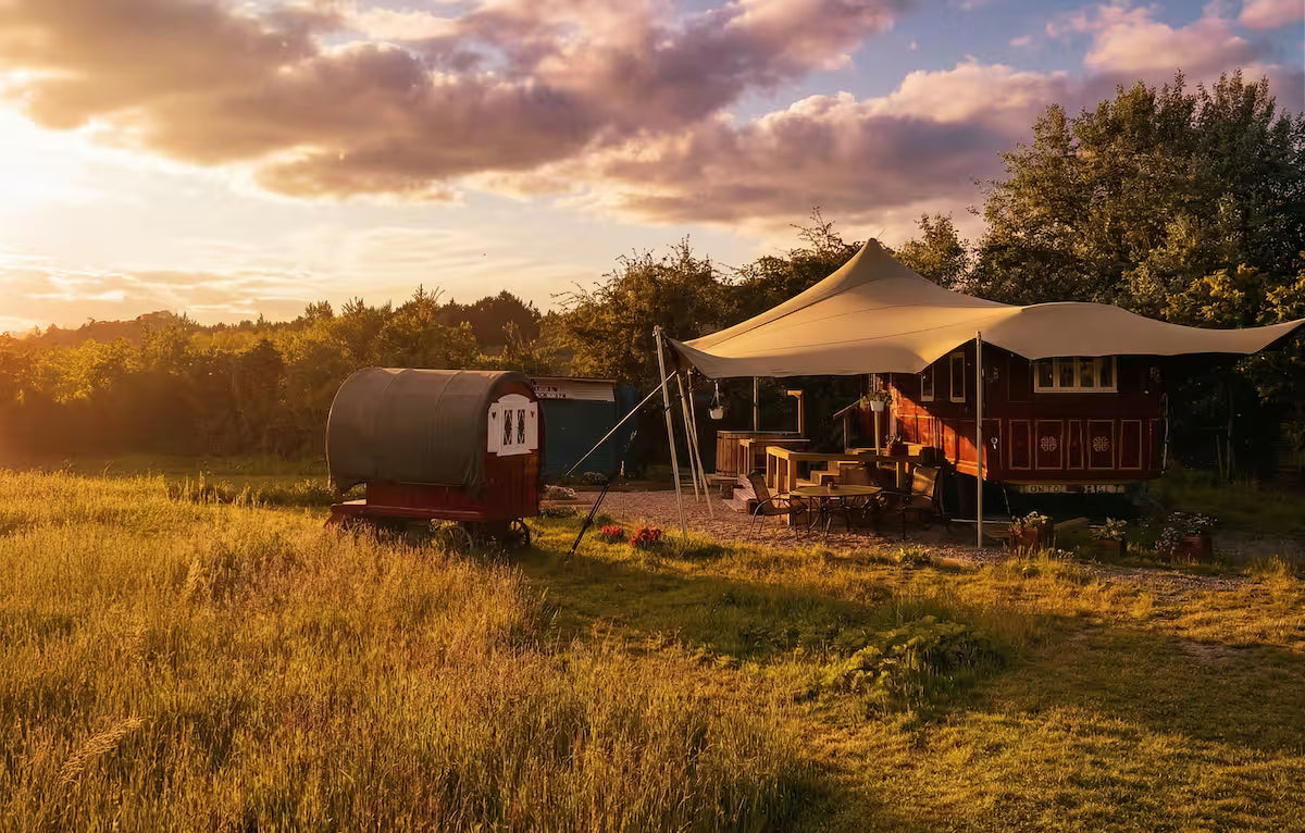 Romantic Wagon & Farm Stay - Kent