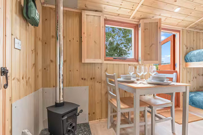 Private Hut & Sauna - Herefordshire