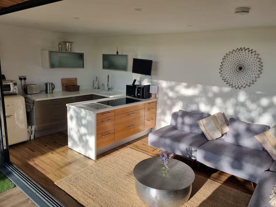 Secluded Cabin - Bransgore - New Forest