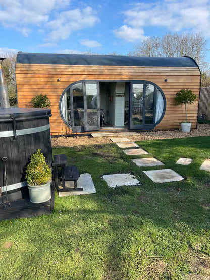 Romantic Retreat - Ashwicke
