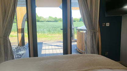 Relaxing Hut & Hot Tub - East Sussex