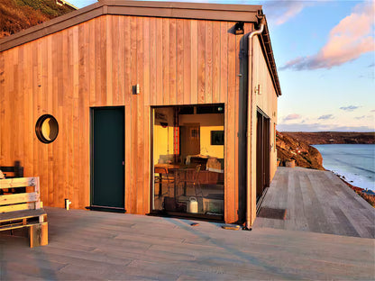 2 Bed Cliff Retreat - Cornwall