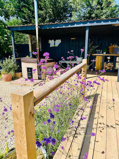 Luxury Roundhouse & Hot Tub - North Curry