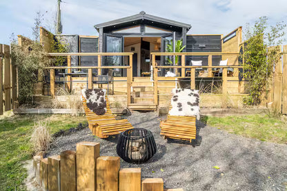 Entire Log Cabin - Somerset