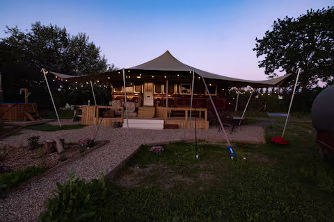 Romantic Wagon & Farm Stay - Kent