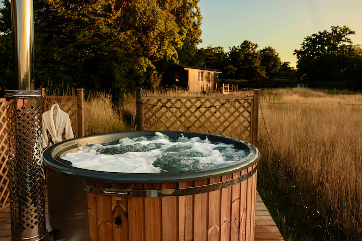 Romantic Luxury Shepherd Hut - Windsor